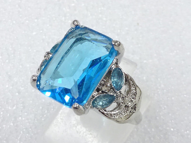 Japanese Kimono / Antique Accessories Metal